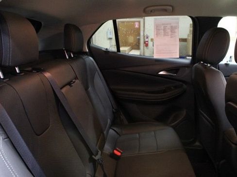 Used 2023 Buick Encore GX Essence FWD image 13