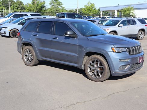 Used 2019 Jeep Grand Cherokee Limited X AWD/4WD image 13
