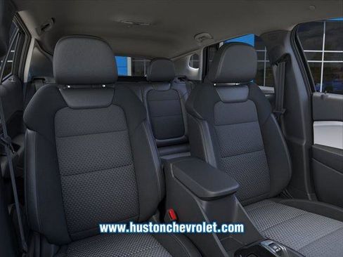 New 2026 Chevrolet Trax LT w/ LT Convenience Package FWD image 16