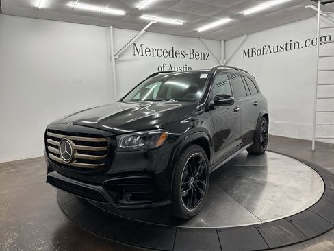 Used 2026 Mercedes-Benz GLS 450 4MATIC image 3