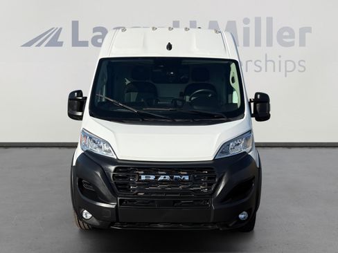 Used 2025 RAM ProMaster 1500 w/ Convenience Group image 4