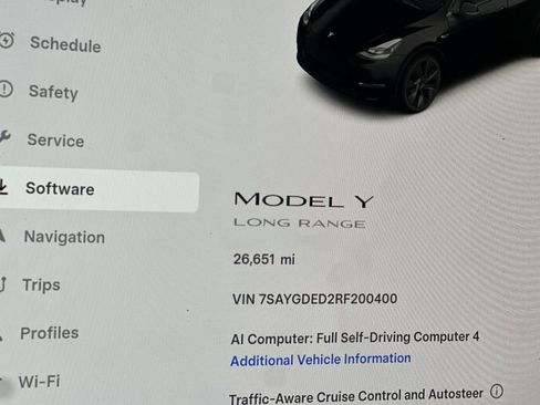 Used 2024 Tesla Model Y Long Range RWD image 25