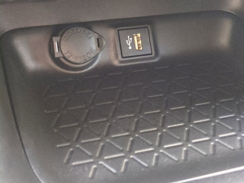 Used 2023 Toyota RAV4 LE image 20