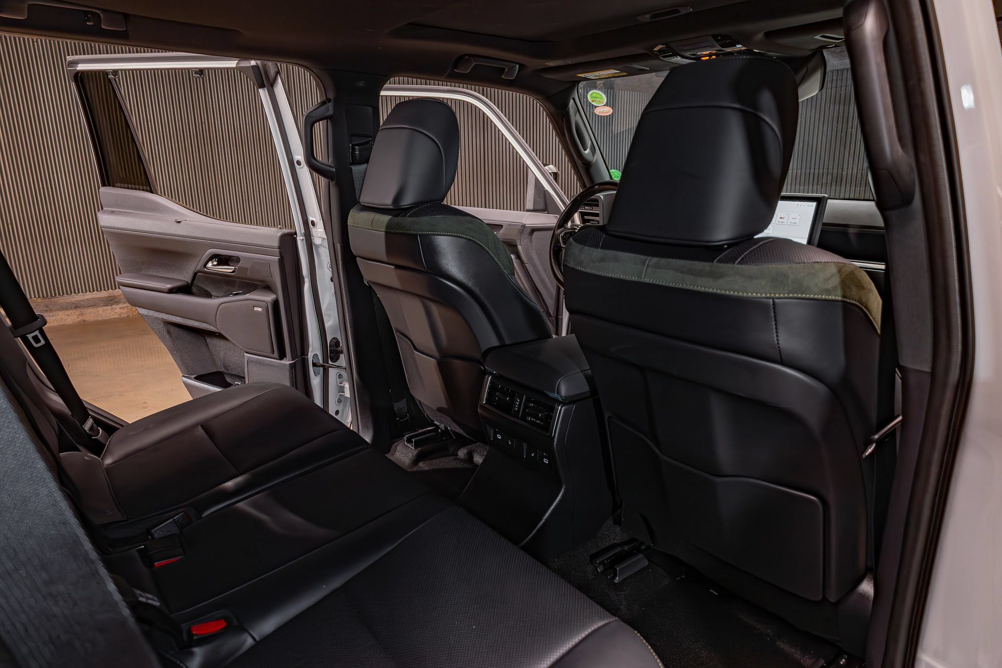 Used 2024 Lexus GX 550 AWD/4WD image 26