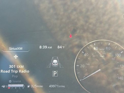 Used 2023 Nissan Kicks SR w/ SR Premium Package FWD image 38