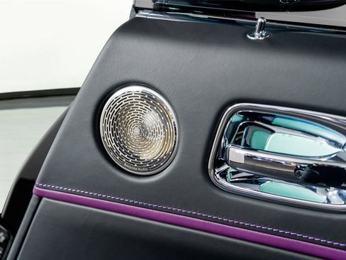 Used 2020 Rolls-Royce Wraith RWD image 30