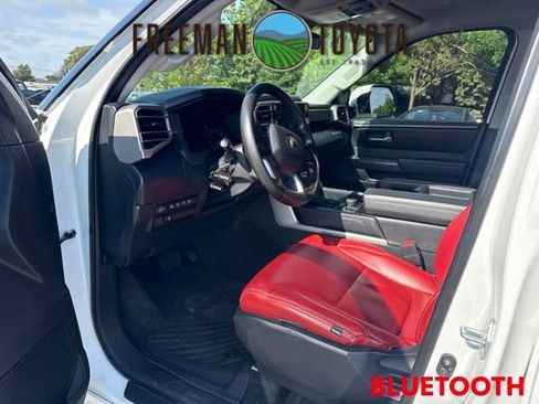 Used 2022 Toyota Tundra SR5 AWD/4WD image 7