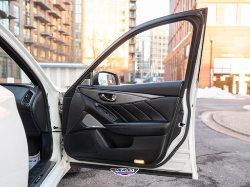 Used 2018 INFINITI Q50 Red Sport 400 w/ Proactive Package image 47