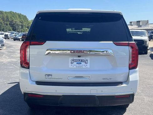 Used 2022 GMC Yukon XL SLT w/ SLT Premium Package RWD image 5