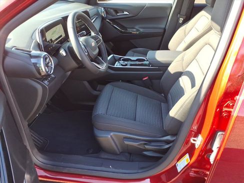 New 2026 Chevrolet Equinox LT w/ Safety and Technology Package AWD/4WD image 9