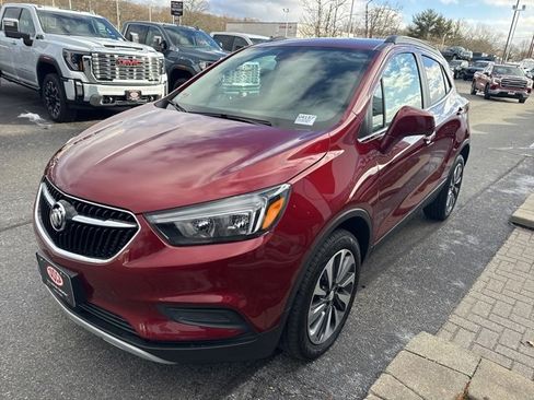 Used 2022 Buick Encore Preferred w/ Safety Package image 3