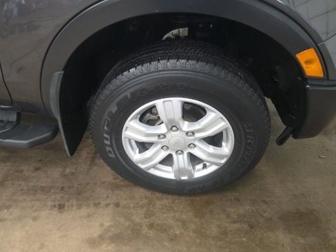 Used 2019 Ford Ranger XL w/ Equipment Group 101A Mid RWD image 2
