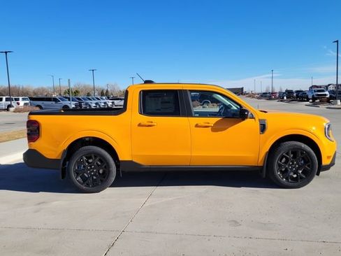 New 2026 Ford Maverick Lariat w/ Black Appearance Package image 2