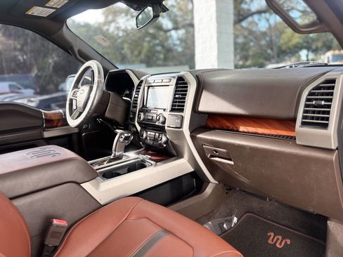 Used 2018 Ford F150 King Ranch w/ Equipment Group 601A Luxury AWD/4WD image 28