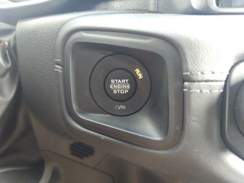 Certified 2025 Jeep Wrangler Unlimited Sahara AWD/4WD image 18