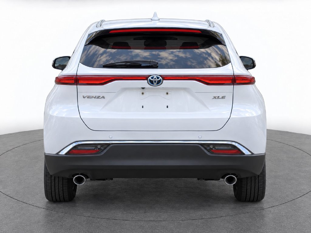 Certified 2023 Toyota Venza XLE AWD/4WD image 4