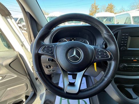 Used 2020 Mercedes-Benz Metris Cargo 3dr 126 WB Mini Van w/ Safety Package image 13