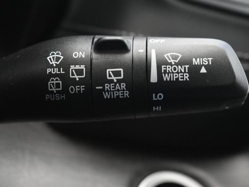 New 2025 Jeep Grand Cherokee Limited w/ Trailer Tow Package image 25