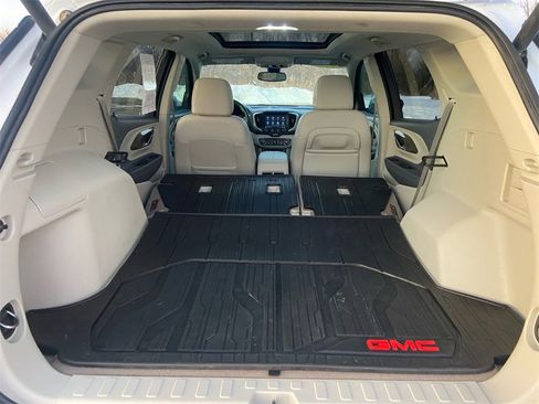 Used 2024 GMC Terrain Denali w/ Denali Premium Package image 36