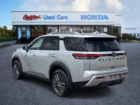 Used 2022 Nissan Pathfinder SL w/ SL Premium Package AWD/4WD image 3