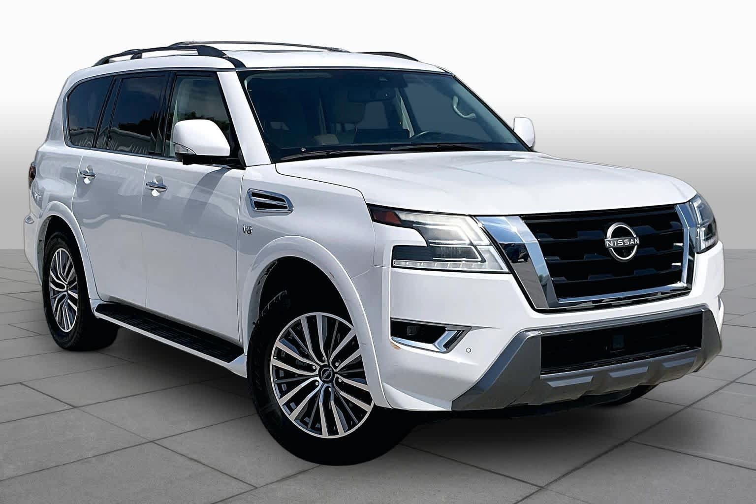 Used 2022 Nissan Armada SL w/ Captain's Chairs Package RWD image 3