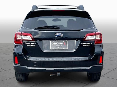 Used 2015 Subaru Outback 2.5i Limited image 5