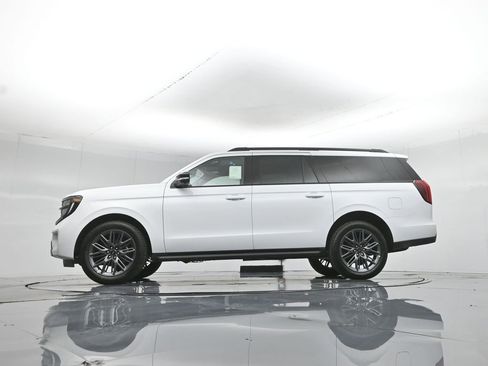 New 2026 Ford Expedition Max Platinum image 7