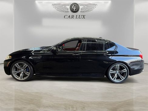 Used 2014 BMW M5 image 2
