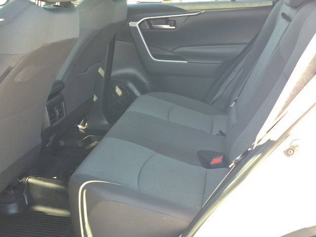 Used 2023 Toyota RAV4 XLE w/ Convenience Package FWD image 19