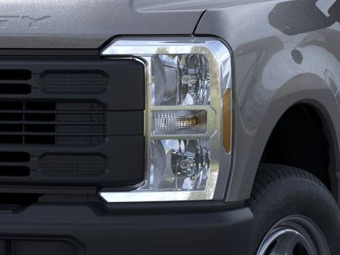 New 2025 Ford F350 XL image 18