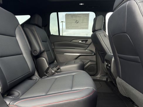 New 2026 Chevrolet Traverse Z71 w/ Driver Confidence Package image 26