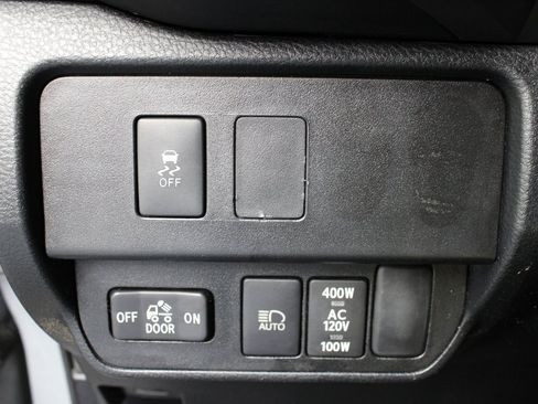 Used 2021 Toyota Tacoma TRD Sport image 43