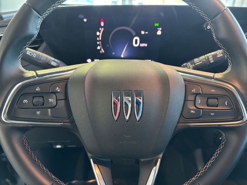 Used 2025 Buick Encore GX Preferred image 32