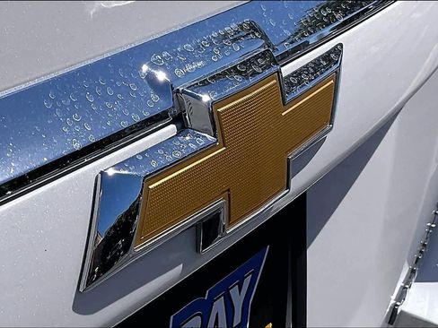 Used 2016 Chevrolet Equinox LTZ w/ Enhanced Convenience Package image 9