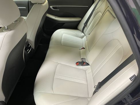 Used 2025 Hyundai Sonata Limited image 24