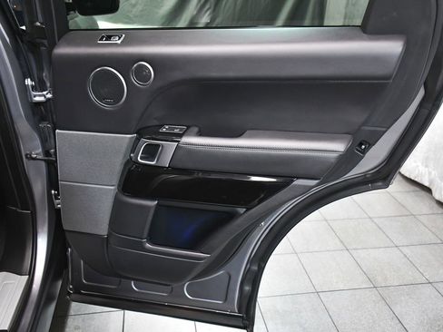 Used 2021 Land Rover Range Rover Sport SVR Carbon Edition AWD/4WD image 14