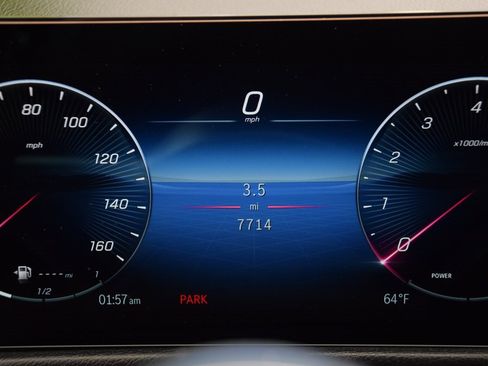 Certified 2025 Mercedes-Benz GLB 250 image 24