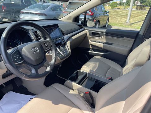 Used 2024 Honda Odyssey EX-L image 4