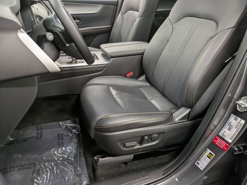 Used 2025 MAZDA CX-90 3.3 Turbo w/ Premium Sport Pkg image 10