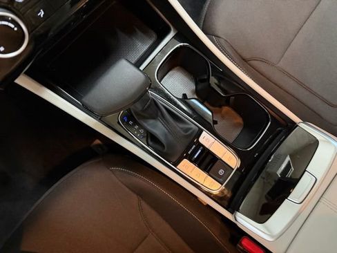 Certified 2023 Hyundai Tucson SE image 28