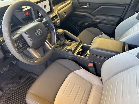 New 2026 Toyota Tacoma TRD Off-Road AWD/4WD image 11