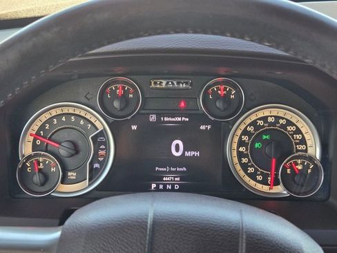 Used 2017 RAM 2500 Laramie w/ Convenience Group image 10