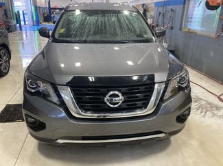 Used 2020 Nissan Pathfinder SV video 2