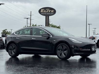 Used 2019 Tesla Model 3 Mid Range