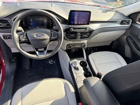 Used 2025 Ford Escape Active w/ Cold Weather Package image 19
