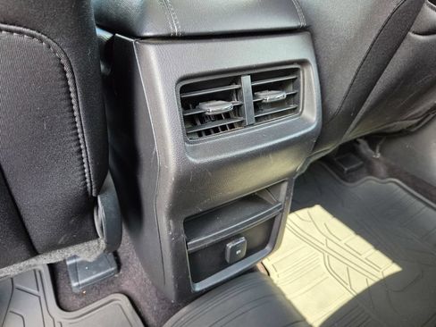 Used 2016 Ford Edge SEL AWD/4WD image 31