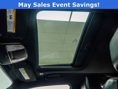 Used 2020 Dodge Charger SXT w/ Leather Interior Group RWD image 39
