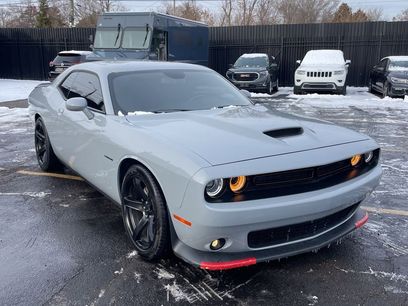 Used 2022 Dodge Challenger R/T w/ Blacktop Package