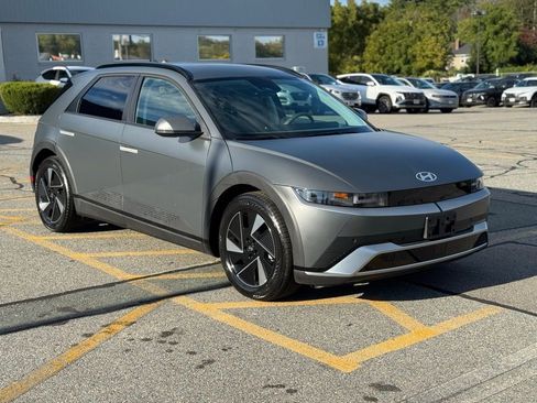 New 2025 Hyundai Ioniq 5 SEL image 7