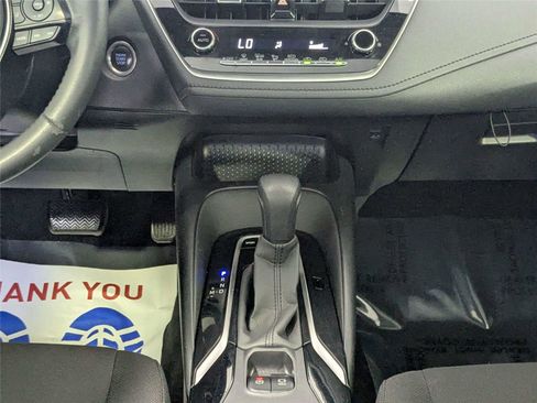 Used 2021 Toyota Corolla SE w/ SE Premium Package image 42
